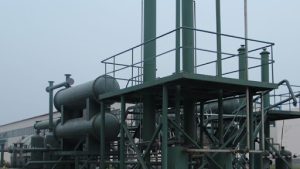 Pyrolysis plant for tire recycling